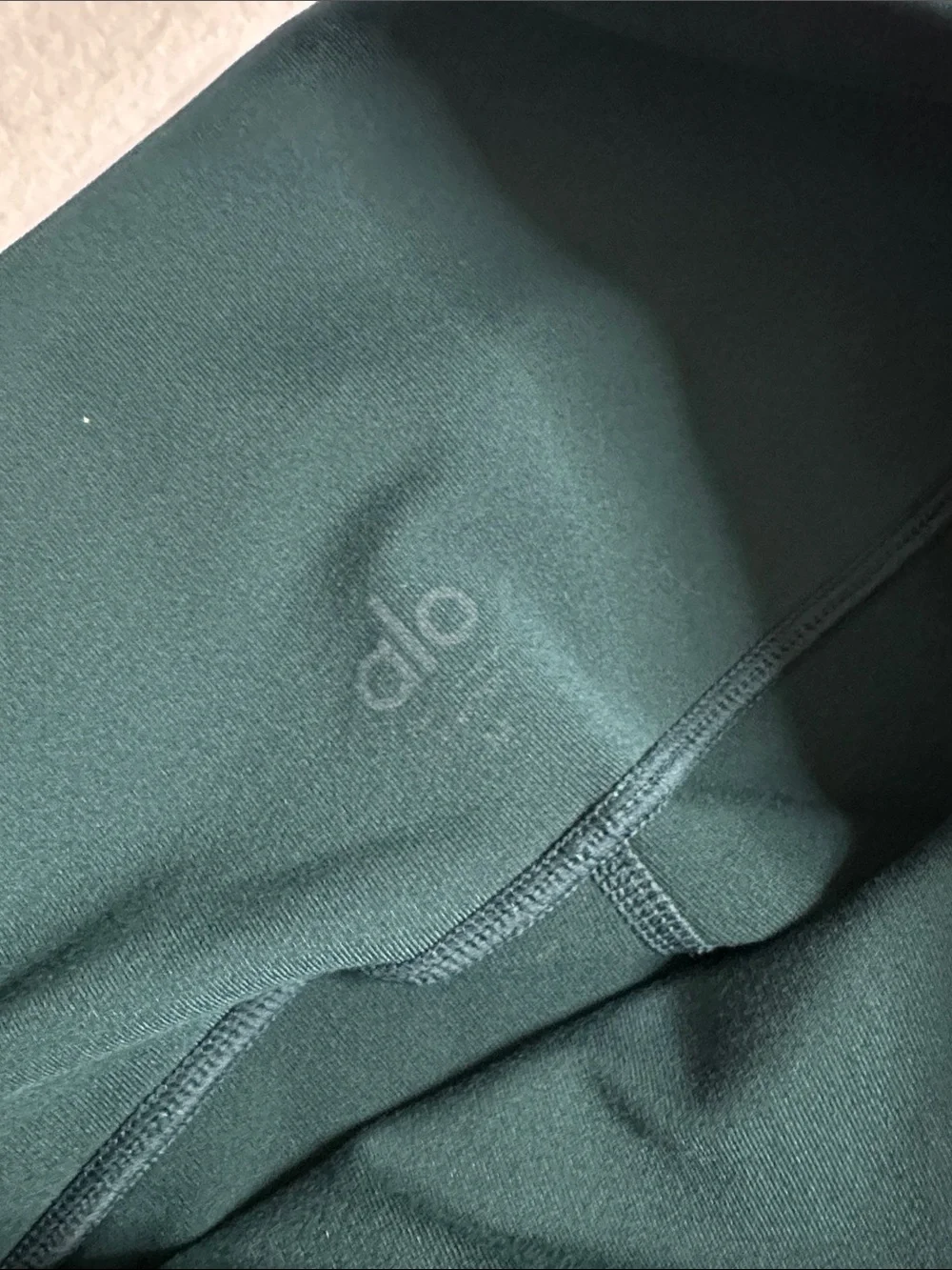 Alo Yoga High-Waist Airbrush Legging Size M
